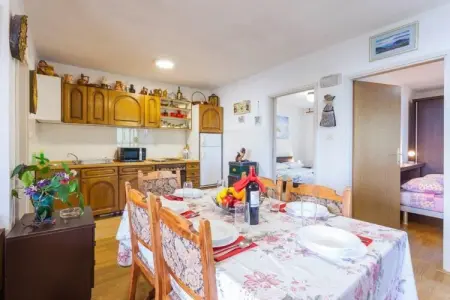 Villa Ljubini Dvori, Villa à Tučepi avec Piscine près de Plage - Photo 13
