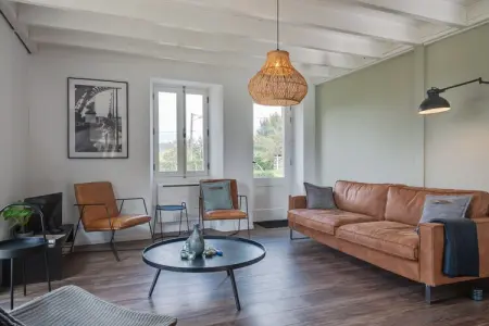 Le Tilleuil, Charmante maison de vacances avec piscine privée - Photo 3
