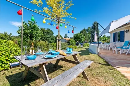 Le Chat Maison 120, Bungalow urbain à Écuras avec piscine - Photo 6