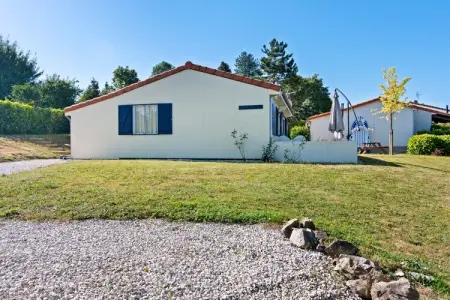 Le Chat Maison 120, Bungalow urbain à Écuras avec piscine - Photo 12