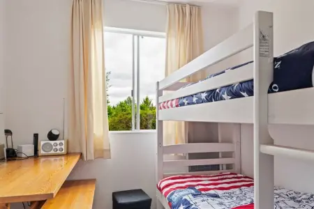 Le Chat Maison 120, Bungalow urbain à Écuras avec piscine - Photo 17