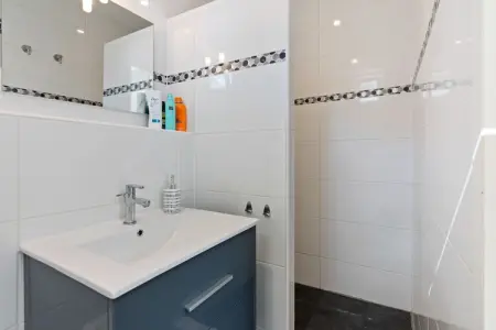 Le Chat Maison 120, Bungalow urbain à Écuras avec piscine - Photo 19