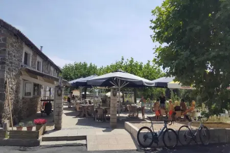 Le Chat Maison 120, Bungalow urbain à Écuras avec piscine - Photo 21