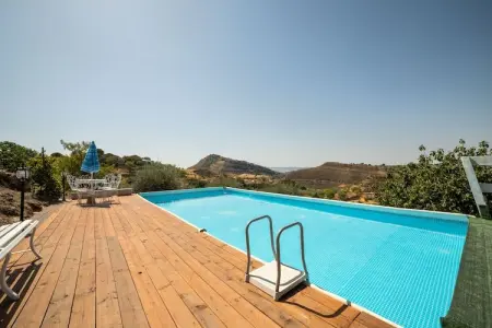 Villa Baglieri Guest House, Villa à Nissoria avec piscine privée - Photo 19