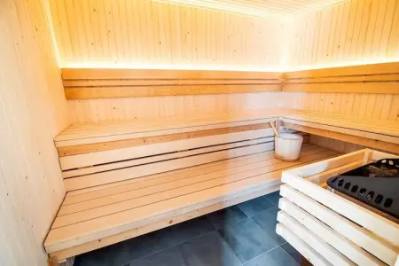 La Pellegrine 9 pers, Luxueuse maison de vacances avec piscine intérieure et sauna! - Photo 4