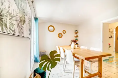 La Maison Arborée de Châtellerault, Belle maison avec grand jardin - Photo 3