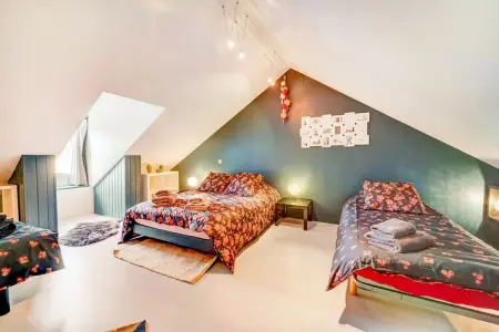 La Maison Arborée de Châtellerault, Belle maison avec grand jardin - Photo 5