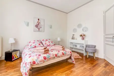 La Maison Arborée de Châtellerault, Belle maison avec grand jardin - Photo 18