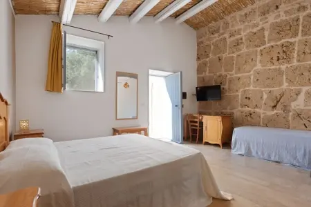 Terramater, Ferme à Noto avec piscine et jardin - Photo 18