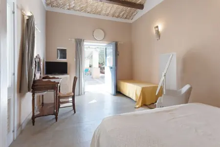 Terramater, Ferme à Noto avec piscine et jardin - Photo 20