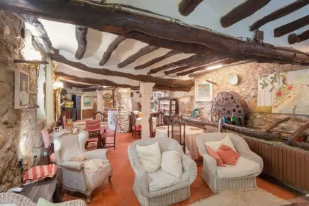 Casa Notari, Maison de vacances rustique à Tolva près du lac du Mont Rebei - Photo 9