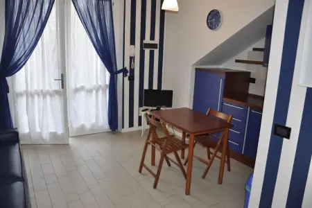 Casara Blu, Séjour au bord de la piscine à Lazise - Photo 3