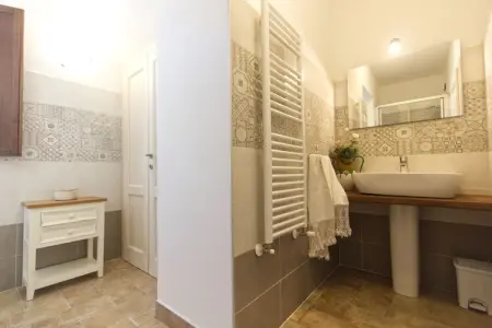 Poggio Marino, Évasion avec piscine et WiFi - Photo 33
