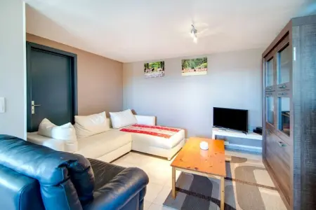 Très belle habitation à Lierneux pour 5 adultes, Maison de vacances avec jardin - Photo 9