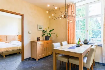Apartment 5, Appartement dans un château du XVIe siècle - Photo 14