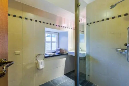 Apartment 6 Floor 2, Appartement confortable dans un château du XVIe siècle - Photo 19