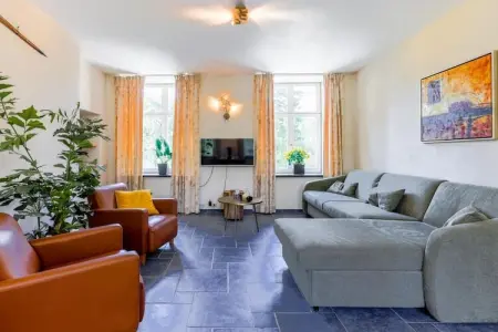 Apartment 2, Grand appartement dans un château du XVIe siècle - Photo 9