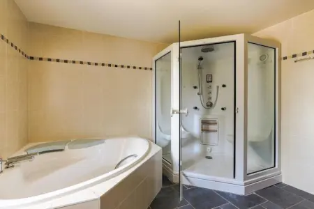 Apartment 7 - Tower apartment, Appartement dans la tour d’un château du XVIe siècle - Photo 18