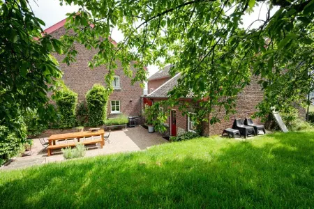 Buitenhuis De Graef, Manoir des Fourons avec jardin - Photo 36