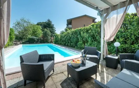 Villa Helios, Maison 7 personnes à Desenzano del Garda - Photo 1