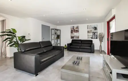 Villa 34, Maison 10 personnes à Salon de Provence - Photo 17