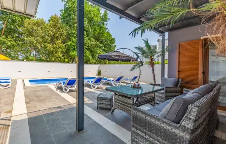 Maison 8 personnes à Banjole - Photo 1