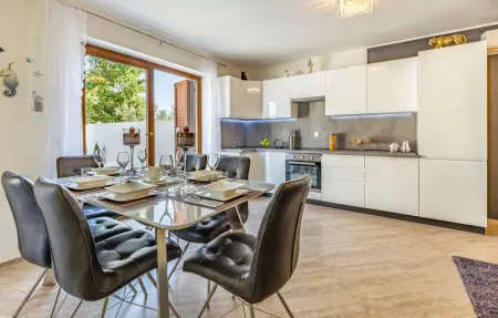 Maison 8 personnes à Banjole - Photo 4