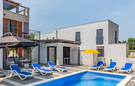 Maison 8 personnes à Banjole - Photo 8