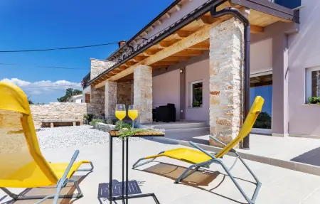 Maison 8 personnes à Duga Uvala - Photo 1