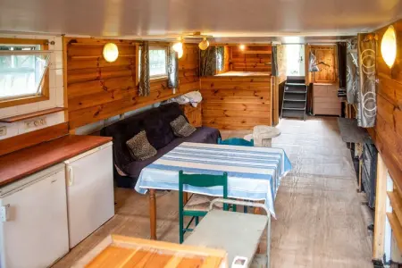 Le Bateau du Lac Privé, Chalet idyllique au bord du lac - Photo 9