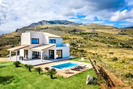 Villa Rocchi Livreri, Villa à Castellammare près de la côte - Photo 5