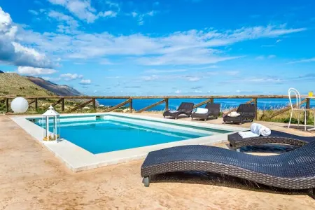 Villa Rocchi Livreri, Villa à Castellammare près de la côte - Photo 8