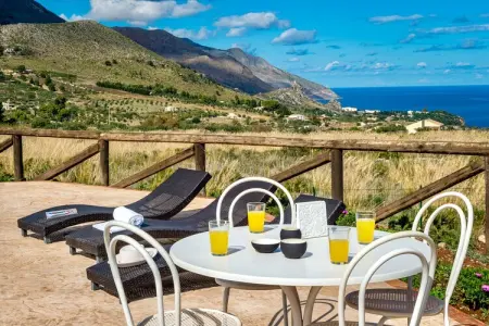Villa Rocchi Livreri, Villa à Castellammare près de la côte - Photo 19