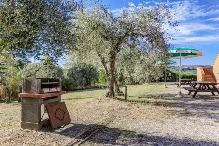 Casanova apt 3, Appartement ensoleillé avec jardin - Photo 28