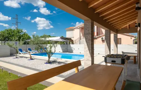 Maison 4 personnes à Nedescina - Photo 2