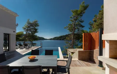 Maison 8 personnes à Blato - Photo 1