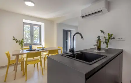 Maison 8 personnes à Glavani - Photo 3