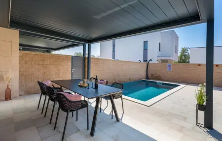 Maison 6 personnes à Peroj - Photo 1