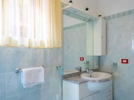 Residenza Agrifoglio, Maison 5 personnes à Luino - Photo 16