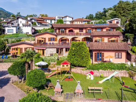 Residenza Agrifoglio, Maison 5 personnes à Luino - Photo 2
