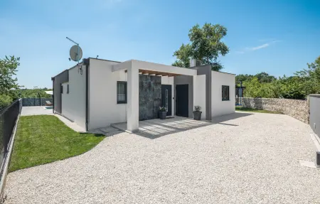 Maison 6 personnes à Tinjan - Photo 19