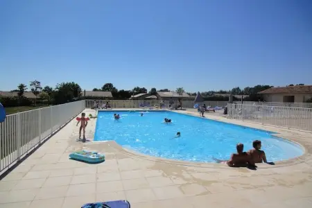 FranceComfort Domaine Les Forges 3, Villa de luxe en France avec piscine - Photo 8