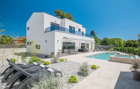 Maison 9 personnes à Banjole - Photo 2