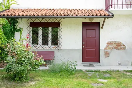 Casale Adriano Country House combo, Retraite rustique au village de Moncucco - Photo 7