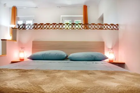 Casale Adriano Country House combo, Retraite rustique au village de Moncucco - Photo 17