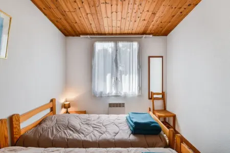 Chêne 2 Plus T3 - 6pax, Gîte dans un parc de vacances avec piscine - Photo 4