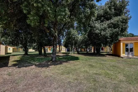 Chêne 2 Plus T3 - 6pax, Gîte dans un parc de vacances avec piscine - Photo 20