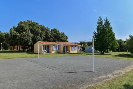 Chêne 2 Plus T3 - 6pax, Gîte dans un parc de vacances avec piscine - Photo 30