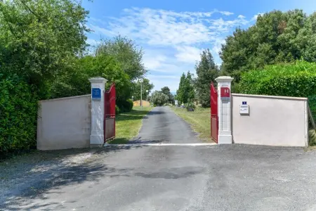 Chêne2 T3 - 6pax, Gîte dans un parc de vacances avec piscine - Photo 9