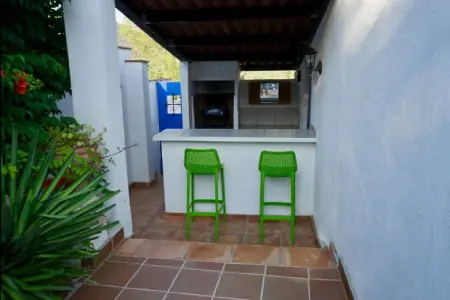 CASA OLEANDER, Chalet dans le centre-ville de Santa Cristina - Photo 5